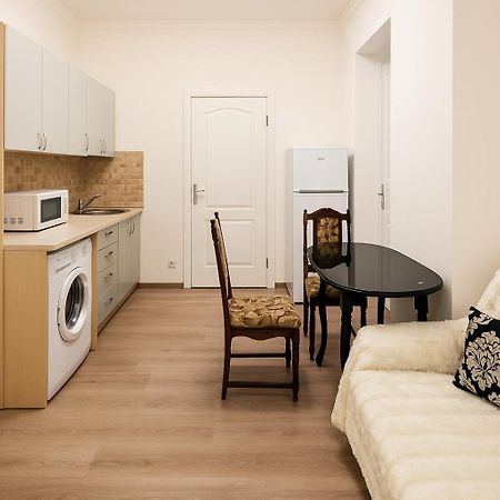 Apartaments Of Franka Street. Lviv Exteriör bild